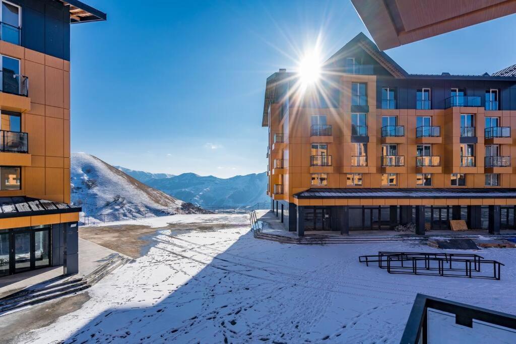 Spacious 2-Bed. Perfect For Family & Friends Gudauri Exterior foto